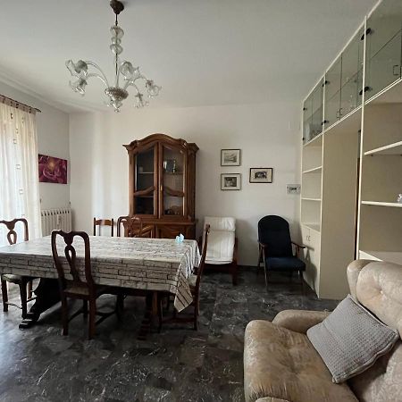 Apartamento Casa A Due Passi Dal Mare Cupra Marittima Exterior foto